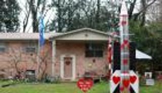 "كيوبيد 1".. صاروخ حب باليستي بمناسبة "الفالنتاين"