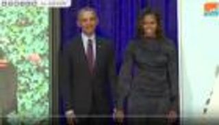 أوباما وميشيل يكشفان عن لوحتهما الزيتية