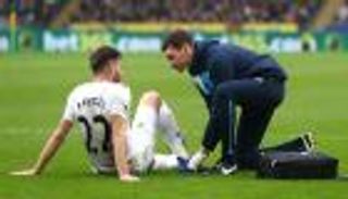 قائد سوانزي يغيب عن الملاعب 6 أسابيع بسبب الإصابة