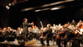 مهرجان "البستان" اللبناني يحتفي بالموسيقار "باخ"