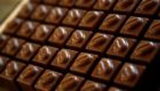 طقوس الاحتفال بعيد الحب في 8 دول