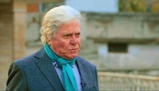 حسين فهمي يحيي ذكرى رفيق الحريري في لبنان