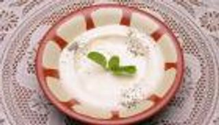 فوائد اللبنة.. تحمي قلبك وعظامك وتحافظ على شبابك