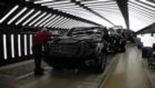 مصانع أمريكا تفشل في تنمية الإنتاج للشهر الثاني