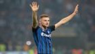 سباليتي يصدم مانشستر سيتي وبرشلونة في صفقة سكرينيار