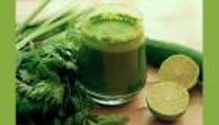 "السموثي الأخضر" يمد الجسم بالطاقة والتركيز