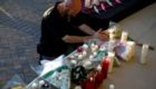 ترامب يلتقي مصابي إطلاق النار في فلوريدا