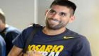 لاعب أرجنتيني يعتزل كرة القدم لإنقاذ شقيقه