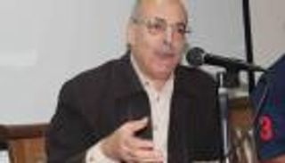 وفاة الناقد السينمائي المصري علي أبوشادي عن 72 عاما