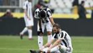 إصابة هيجوايين خلال "ديربي تورينو"