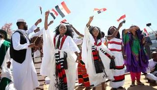 جانب من الفعاليات الفنية بمهرجان أسوان