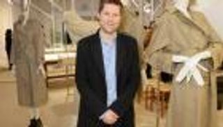 بيربري تخسر كبير مصمميها في مارس المقبل