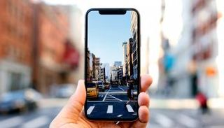 آيفون إكس يتفوق في مبيعات سوق الهواتف الذكية