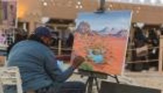 جدارية "الجنادرية مجد ورؤية" و40 لوحة تشكيلية في جناح القصيم