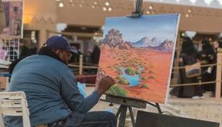 لوحات تشكيلية في جناح القصيم بالجنادرية - أرشيفية