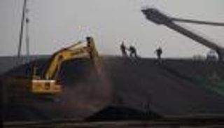 الصلب.. حرب تجارية جديدة بين أمريكا والعالم