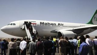 إحدى طائرات مهان إير المتهالكة- (رويترز)