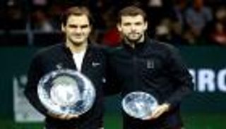 فيدرر يواصل التألق ويتوج بلقب بطولة روتردام للتنس