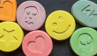 بعض أنواع الحبوب المخدرة التي تدخل أوروبا عبر هولندا