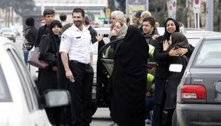 أقارب ركاب الطائرة الإيرانية - أرشيفية