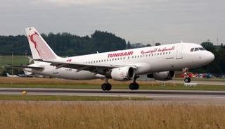 الخطوط الجوية التونسية تواجه صعوبات مالية 