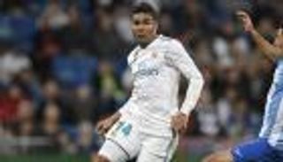 صراع رباعي إنجليزي على ضم كاسيميرو