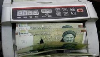 تدهور الريال الإيراني أمام الدولار