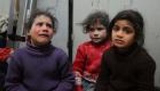 قصص مؤلمة من الغوطة الشرقية.. أشباح آدمية بلا غذاء أو دواء