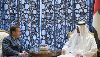 الشيخ محمد بن زايد آل نهيان وإدوارد رويس