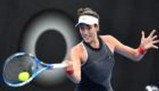 موجوروزا تفوز في أولى مبارياتها ببطولة دبي للتنس