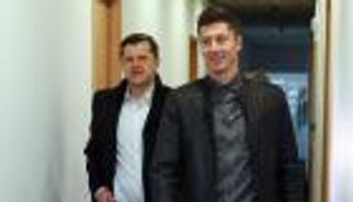 ليفاندوفسكي ينفصل عن وكيله بسبب ريال مدريد