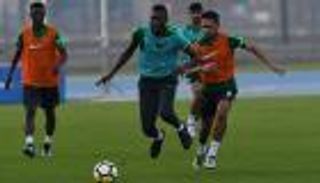 المنيع والخيبري يغيبان عن مران منتخب السعودية