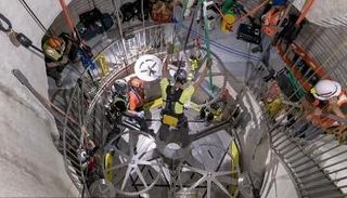 بدء العمل في ساعة الألفية