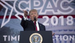 ترامب خلال خطاب فرض العقوبات الأقسى على كوريا الشمالية (أ ف ب)