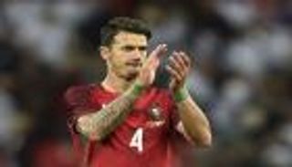 فونتي ينتقل من وست هام إلى الدوري الصيني