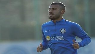 رافينيا ألكانتارا  