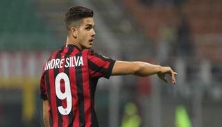 سيلفا مهاجم ميلان