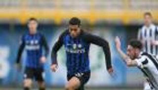 الجزائري بلخير يخسر ثقة مدرب رديف الإنتر 