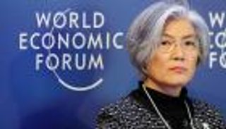 كوريا الجنوبية تطالب جارتها الشمالية بالتخلي عن النووي