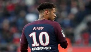 نيمار لاعب باريس سان جيرمان 