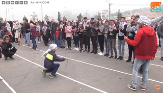 الدبكة تجسد التراث الفلسطيني في عرض "رجع ظريف"