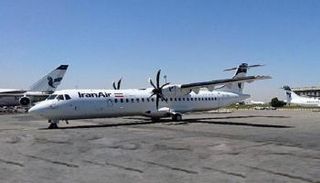 طائرة من طراز "atr 72" - أرشيفية