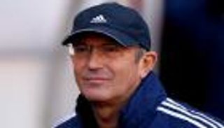 مدرب بروميتش السابق يدعم خليفته