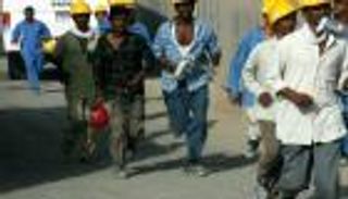 مصرع بريطاني بقطر .. "استاد الموت" يفضح الدوحة