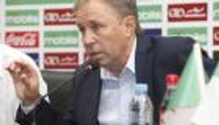 مدرب منتخب الجزائر الأسبق يكشف عن الأفضل بين سوداني ومحرز