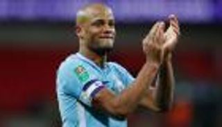 كومباني يحذر لاعبي مانشستر سيتي من مباراة أرسنال