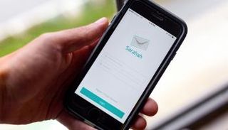 انتقادات واسعة لتطبيق "صراحة" 