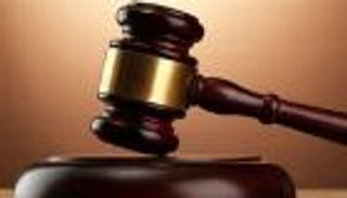 جزائرية تحرق نفسها بقاعة المحكمة