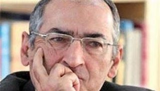الأستاذ الجامعي الدكتور صادق زيبا كلام - أرشيفية