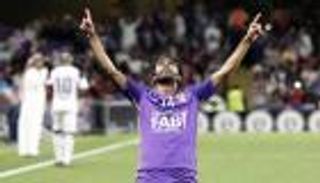 حسين الشحات: الفوز في القمة يقرب العين من لقب الدوري 